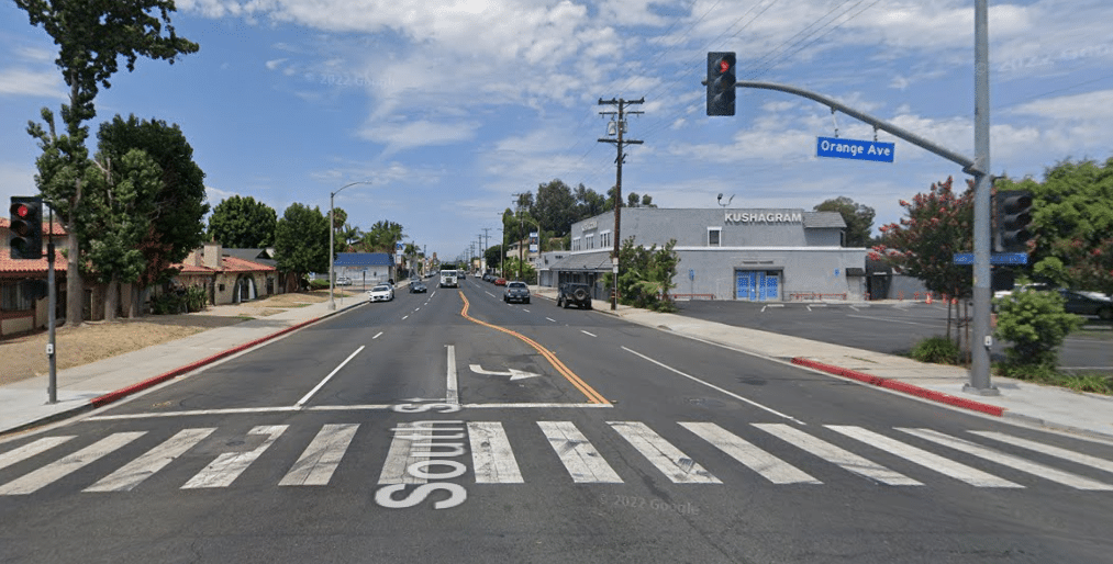 The intersection of Orange Avenue and South Street